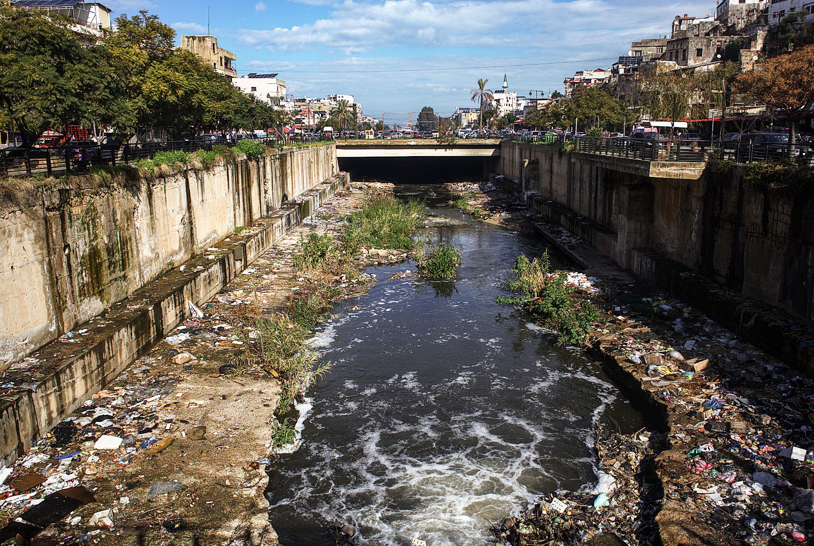 In Tripoli, Residents Mourn the Destruction of a Vital River